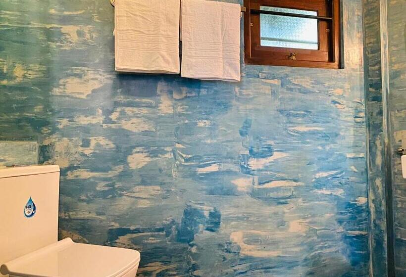 شقة غرفة واحدة, Nature Will