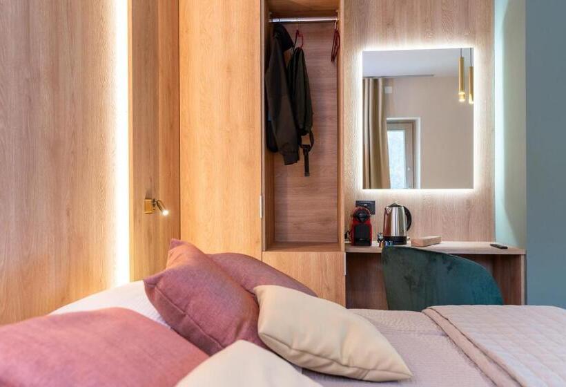 豪华房间, Villa Dei Larici