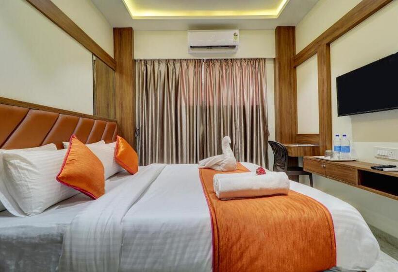 디럭스 룸, Archith