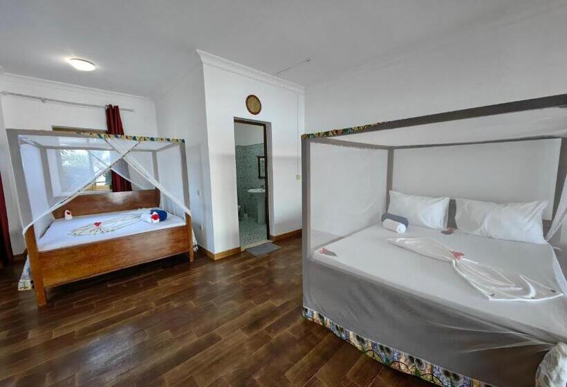 Номер Стандарт Вид на Море, Blue Tides Hotel & Restaurant