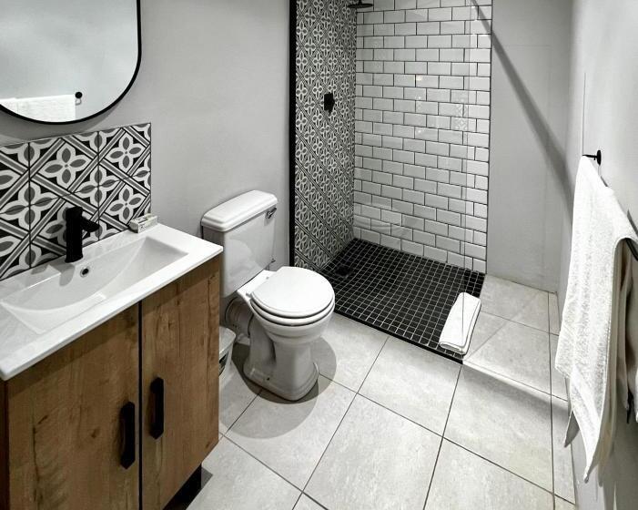 Люкс Deluxe Кровать Кинг, Ferns Country Lodge