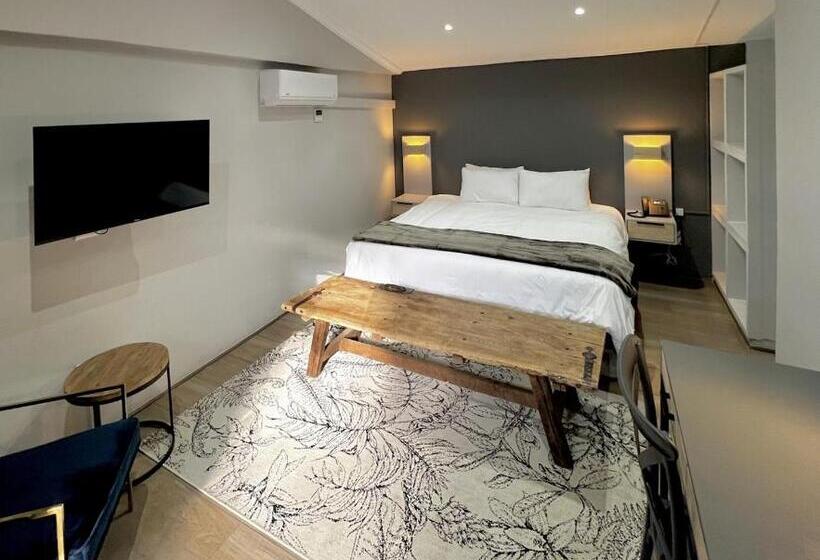 Люкс Deluxe Кровать Кинг, Ferns Country Lodge