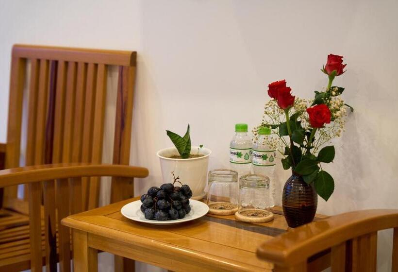 اتاق استاندارد با چشمانداز استخر, Legend Ancient Town Hoi An