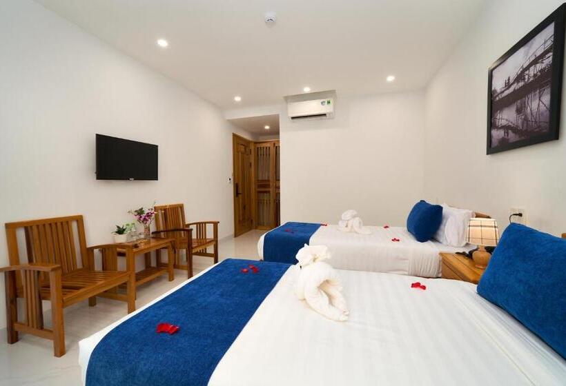 اتاق استاندارد با چشمانداز استخر, Legend Ancient Town Hoi An