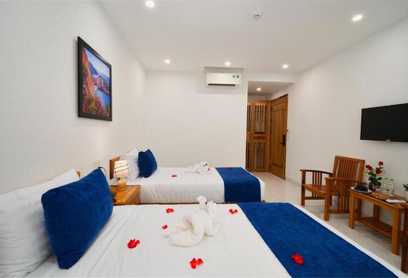 اتاق استاندارد با چشمانداز استخر, Legend Ancient Town Hoi An