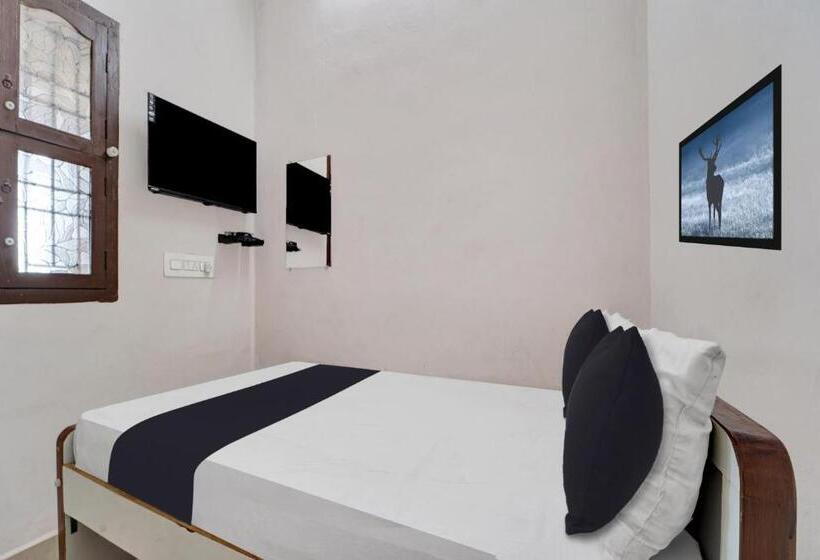 Трехместный Номер Классика, Oyo Flagship Sk Lodge