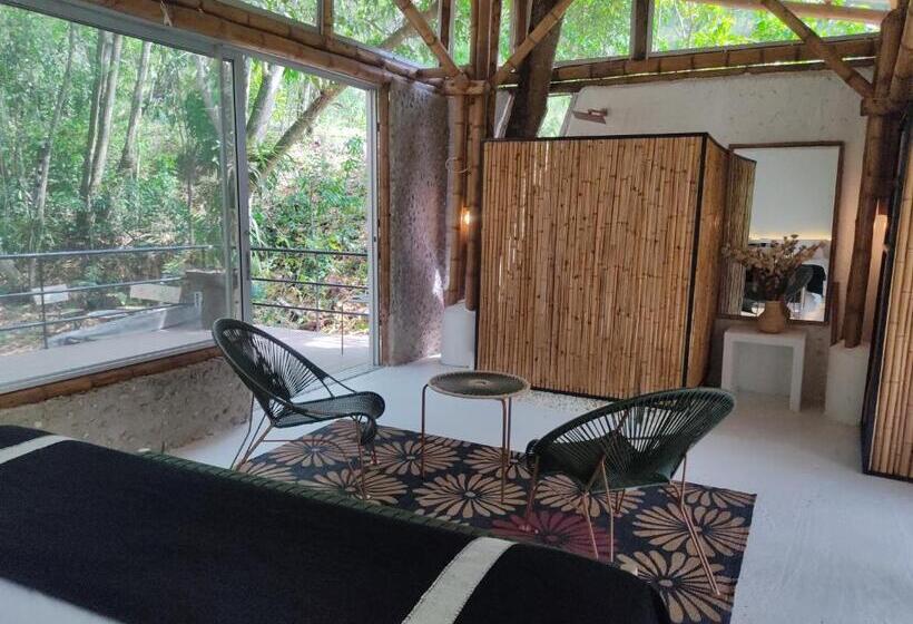 جناح سوبيريور, Selva Serena