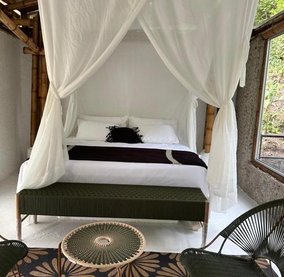 جناح سوبيريور, Selva Serena