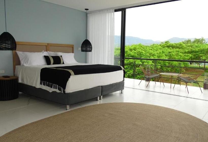 غرفة قياسية ثلاثية مزودة بشرفة, Selva Serena