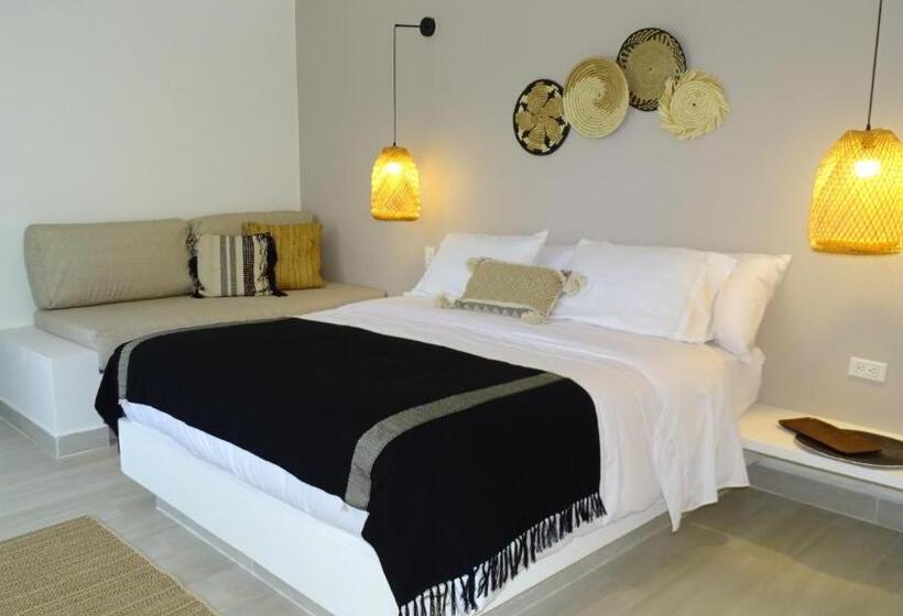 جناح, Selva Serena