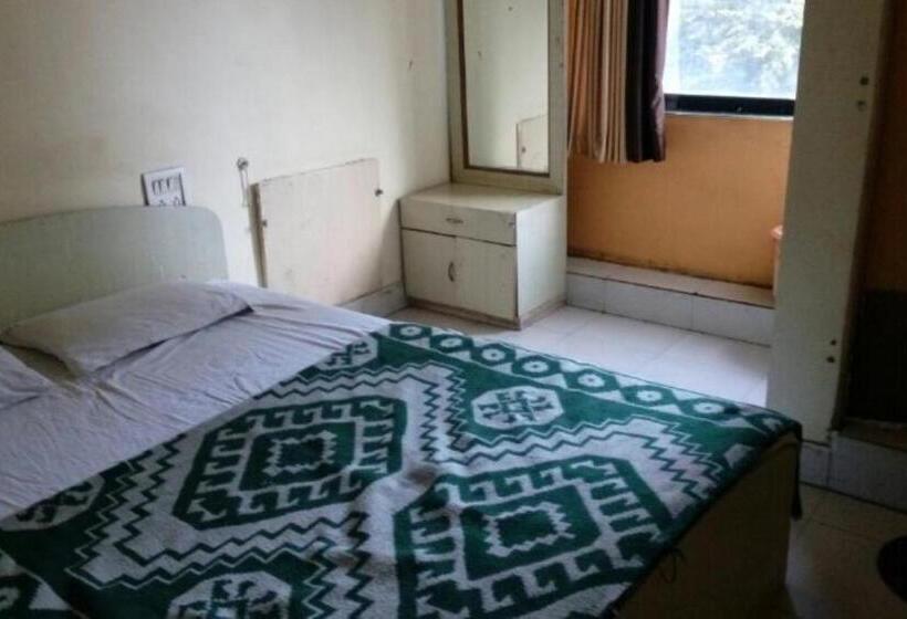 غرفة قياسية, Sushanti Palace Lodging, Jalgaon