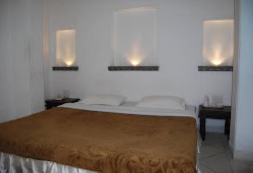 اتاق لوکس, Udaigarh Udaipur