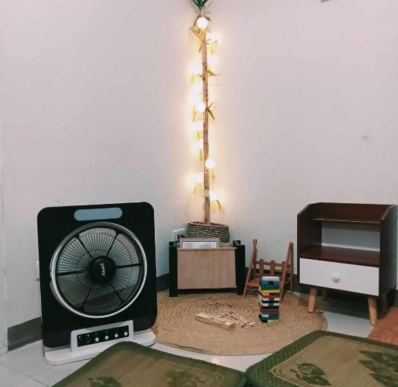 اتاق خانوادگی, K2 Suites Staycation