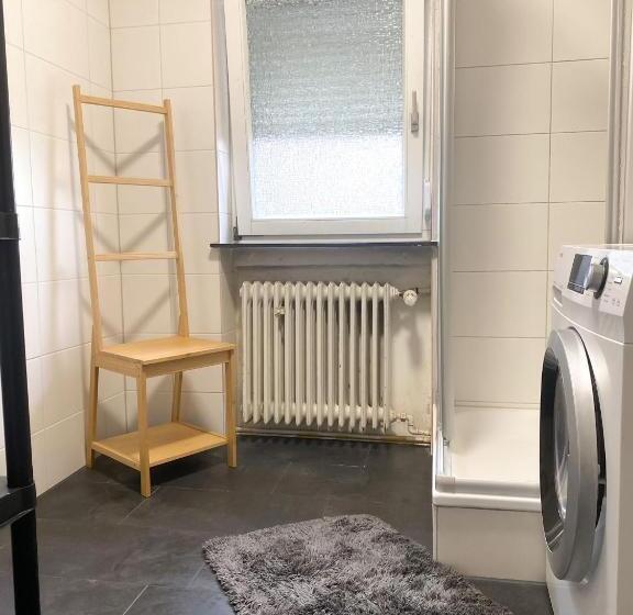 스탠다드 싱글 룸 공동욕실, Monteurpension Monika