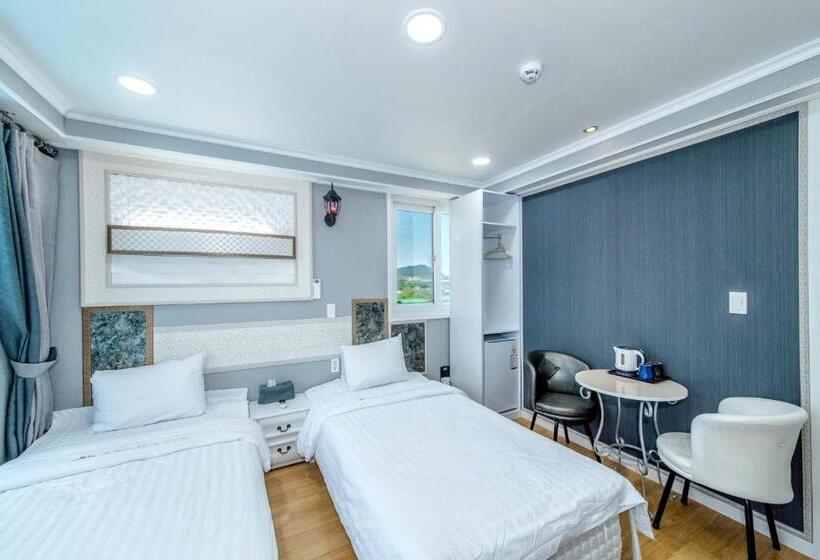 スタンダードルーム, Mulddeule Shimpang Resort