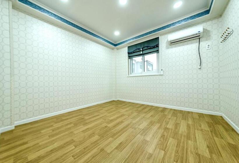 Вилла 3 Спальни, Mulddeule Shimpang Resort