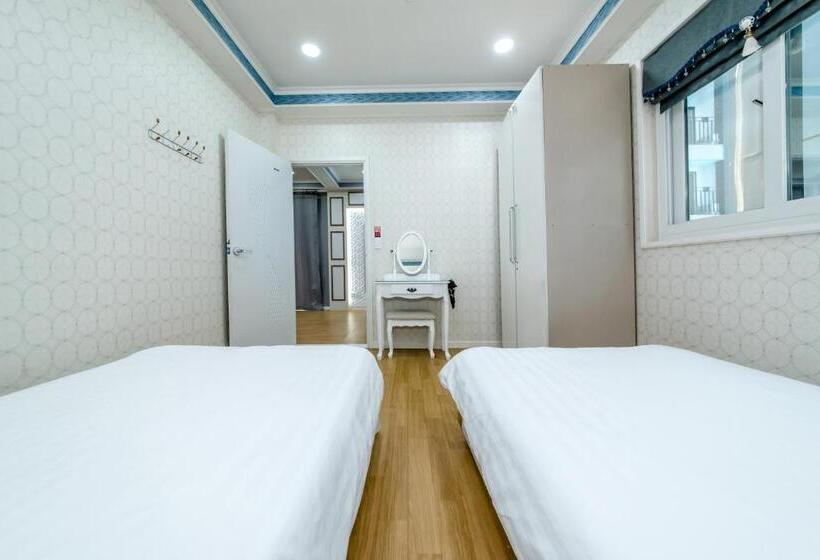 Вилла 3 Спальни, Mulddeule Shimpang Resort