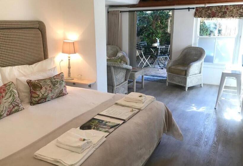 اتاق استاندارد چهارنفره با چشم‌انداز باغ, In The Vine Country Manor Guesthouse
