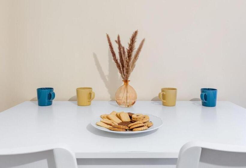 스탠다드 룸 공동 욕실, Isleworth Stays Tw7