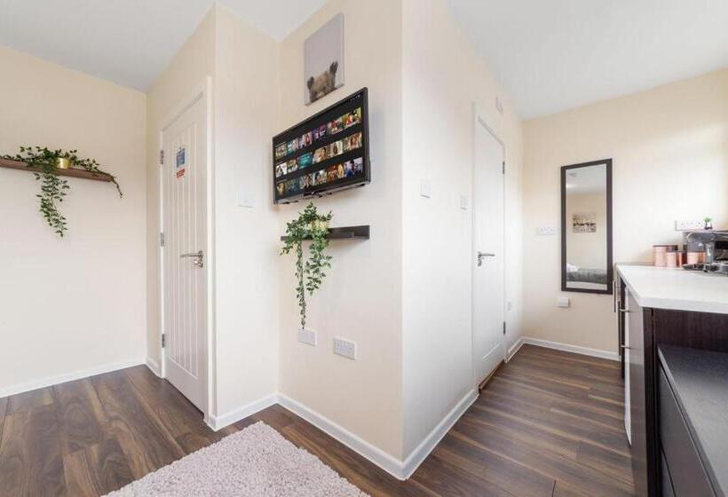 스탠다드 룸, Isleworth Stays Tw7