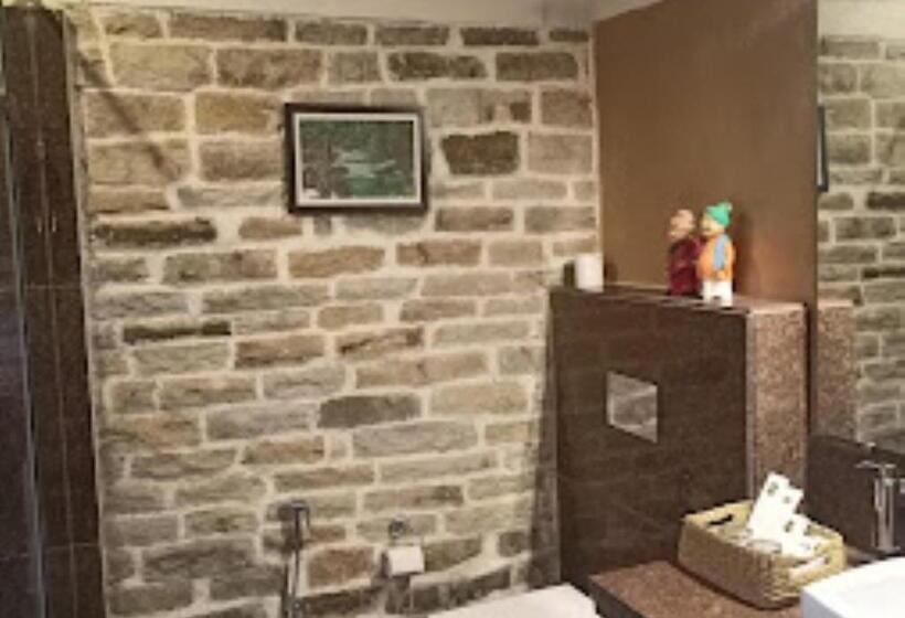 Семейное Бунгало, Dup