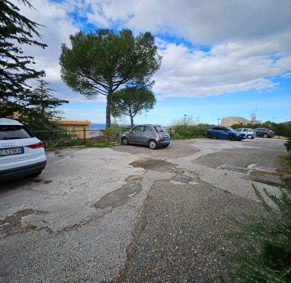 발코니 디럭스 룸, Villa Roxana