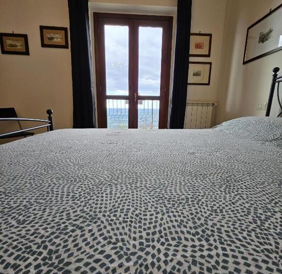 발코니 디럭스 룸, Villa Roxana