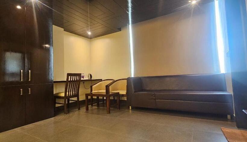 סוויטת ג'וניור, Clover   A Rivido Hotel Jigani