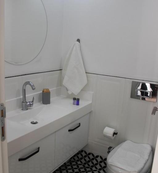 جناح, Cosy Suite