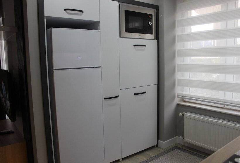 جناح جونيور, Cosy Suite