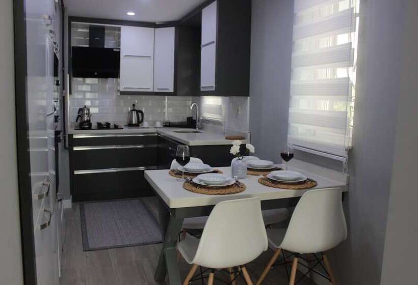 جناح, Cosy Suite