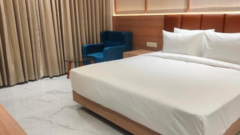 Номер Deluxe Кровать Кинг, The Orchid Jamnagar