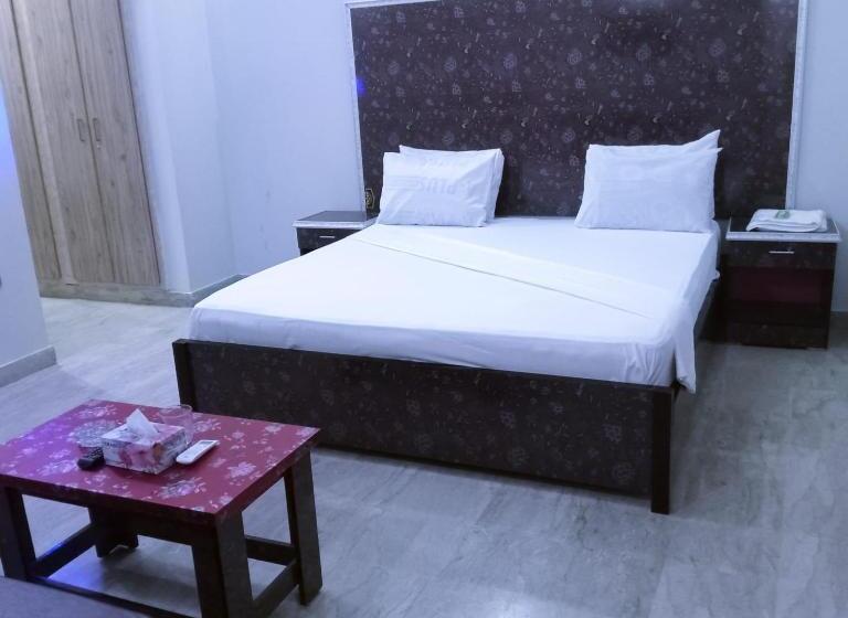 اتاق استاندارد یک نفره, Inn Gulistan E Jhour