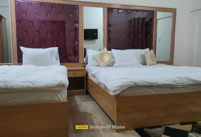 اتاق خانوادگی, Inn Gulistan E Jhour