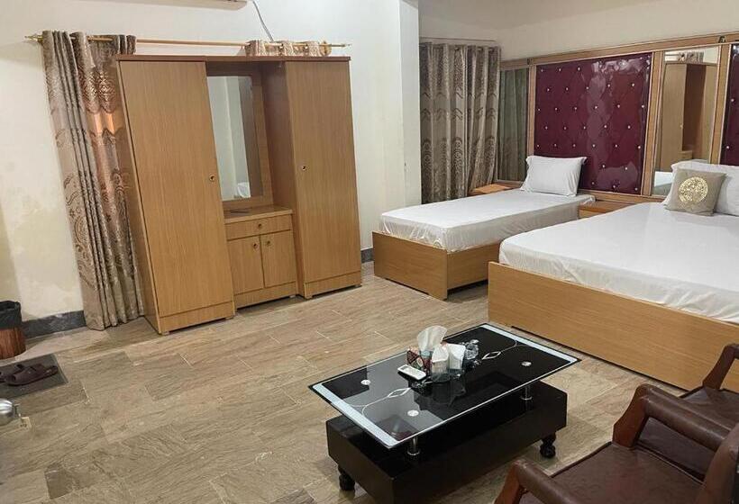 اتاق خانوادگی, Inn Gulistan E Jhour