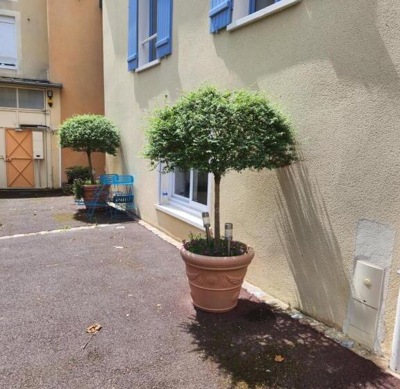 ガーデンビュースタンダードルーム, Le Domaine De Bachmay