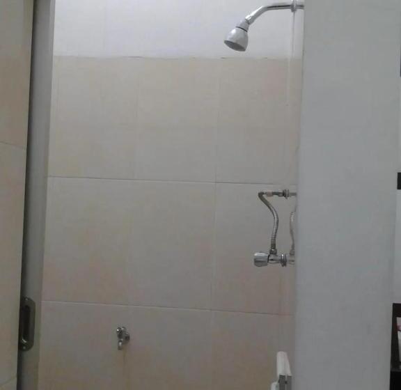 Deluxe-huone, Rumah Tourist