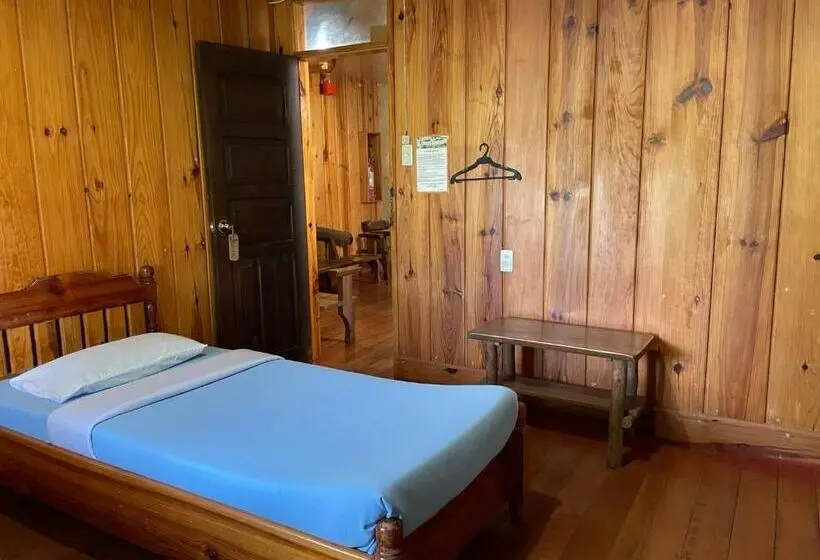 3 Bett Economy Zimmer, Saint Joseph Inn