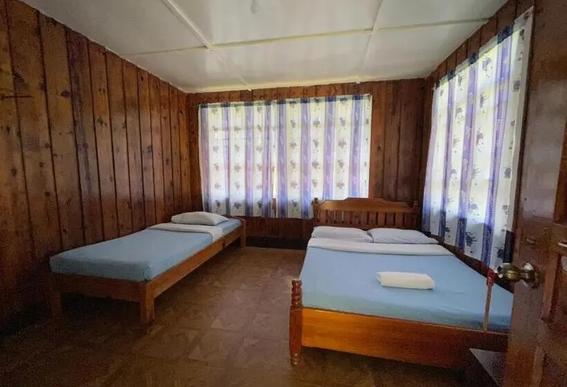 Standard Studio, Saint Joseph Inn