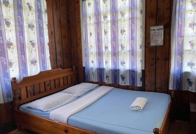 스탠다드 스튜디오, Saint Joseph Inn