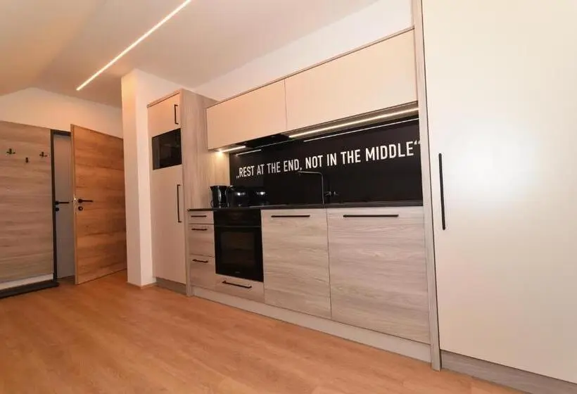 デラックスルーム, Village Loft