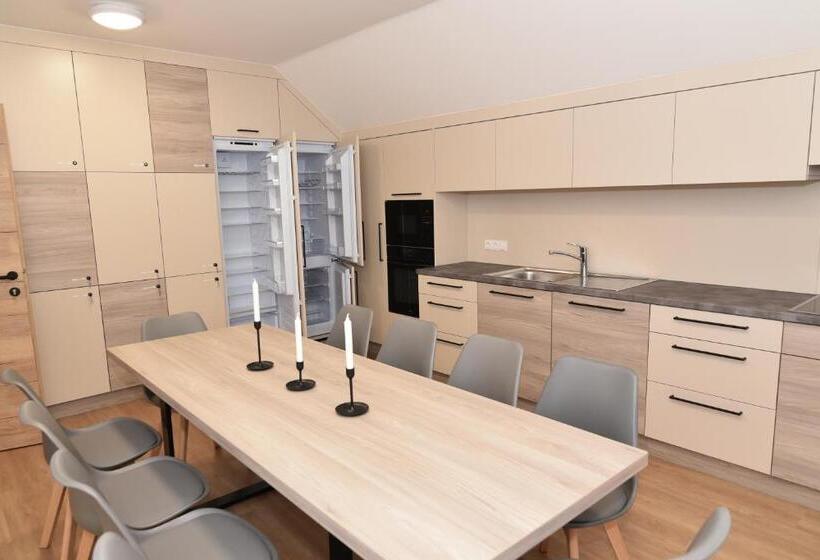 디럭스 룸, Village Loft