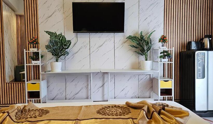 Номер Стандарт с Балконом, Xcess Residence