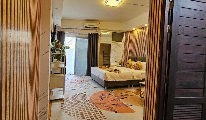 스탠다드 발코니 룸, Xcess Residence