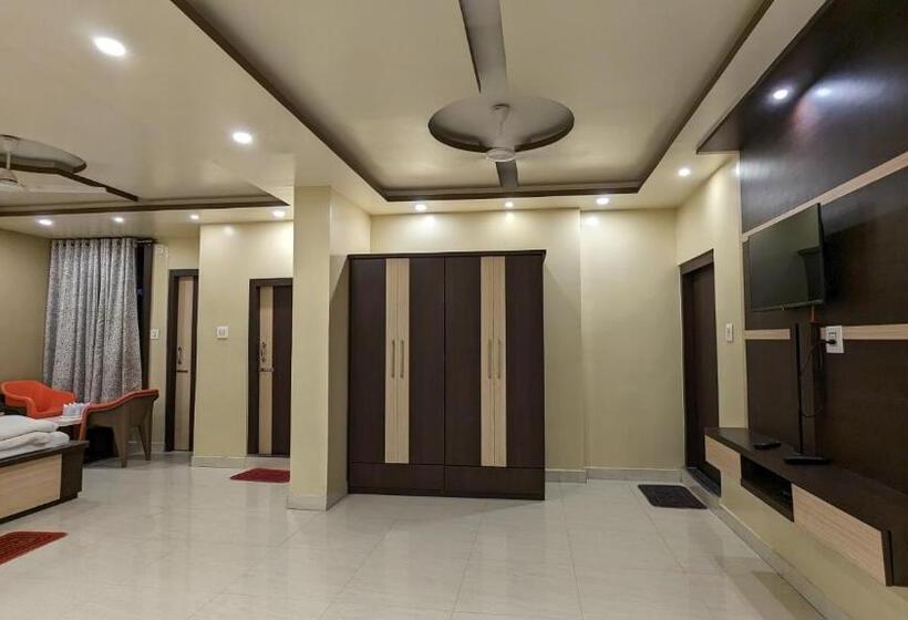 Семейный Номер, Binapani Deluxe 1