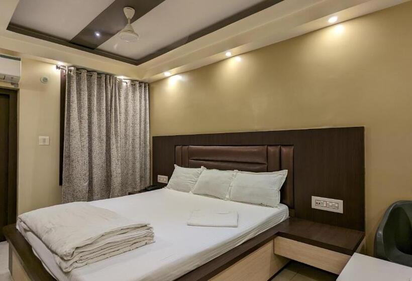 豪华房间, Binapani Deluxe 1