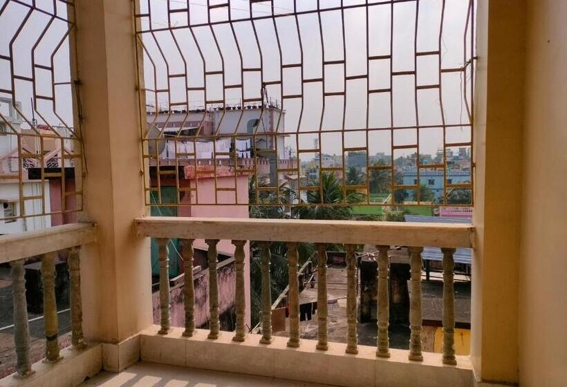 חדר משפחתי, Binapani Deluxe 1