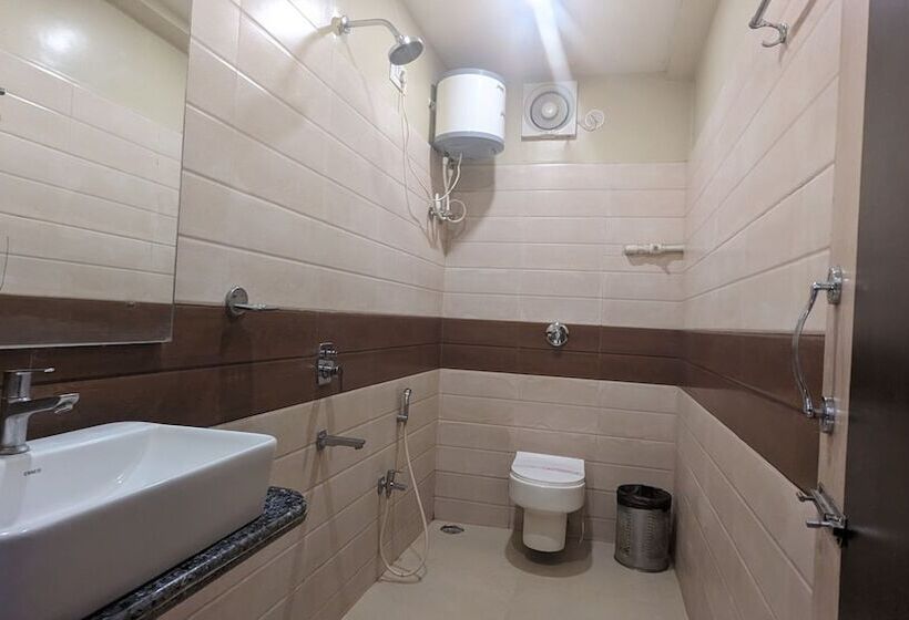 חדר דלוקס, Binapani Deluxe 1