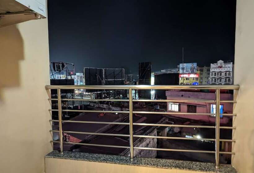 חדר דלוקס, Binapani Deluxe 1