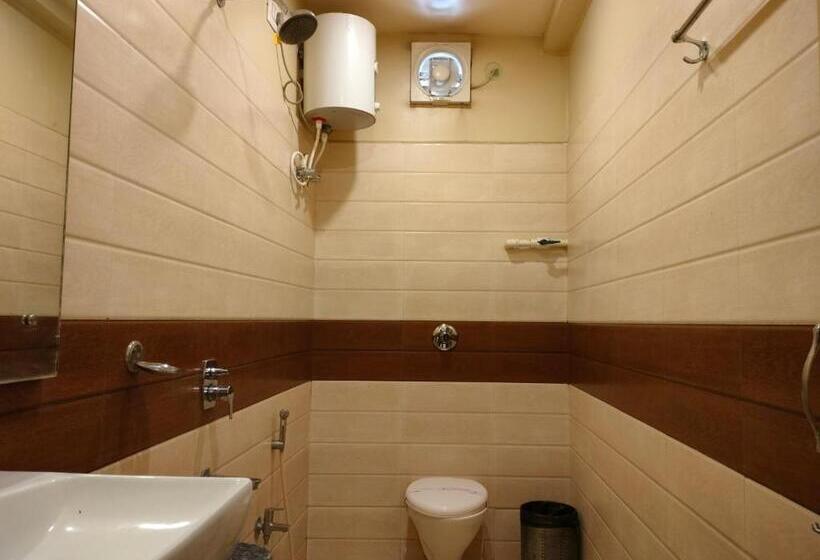 חדר משפחתי, Binapani Deluxe 1